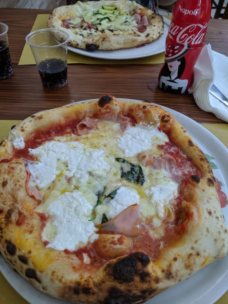 Sorbillo, les meilleures pizzas de Naples et probablement d’Italie ...